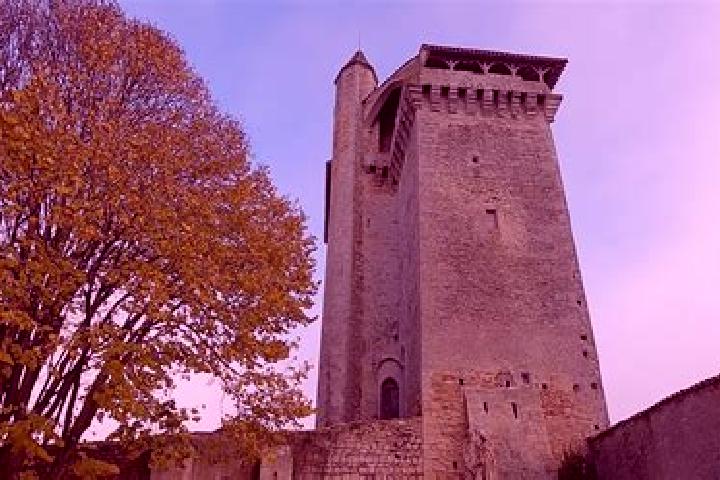 escort Bazoges-en-Pareds
