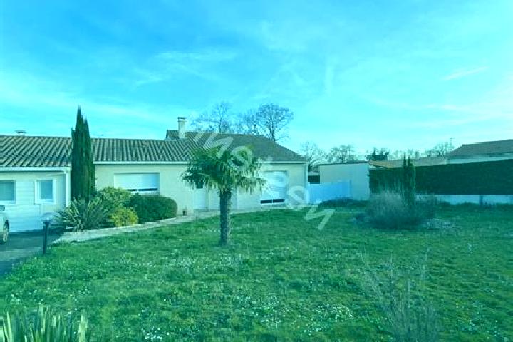escort Begrolles-en-Mauges