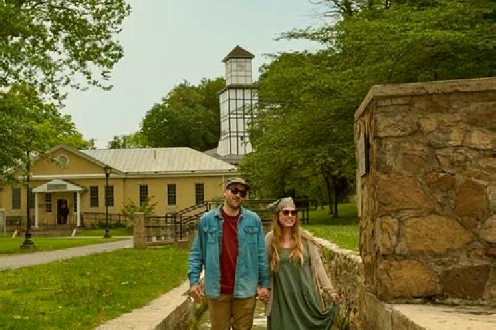 escort Berkeley Springs