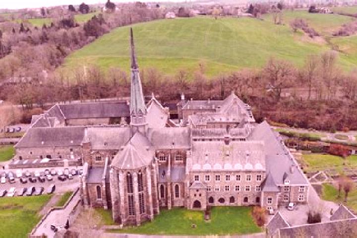 escort Bersillies-l Abbaye