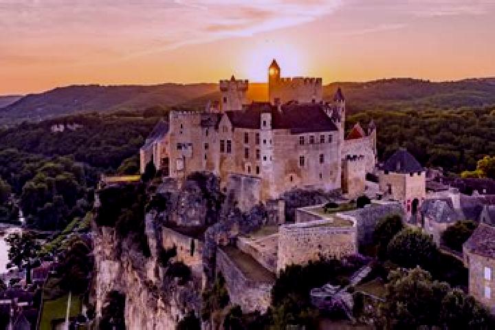 escort Beynac-et-Cazenac