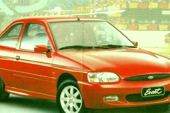 escort Biddestone