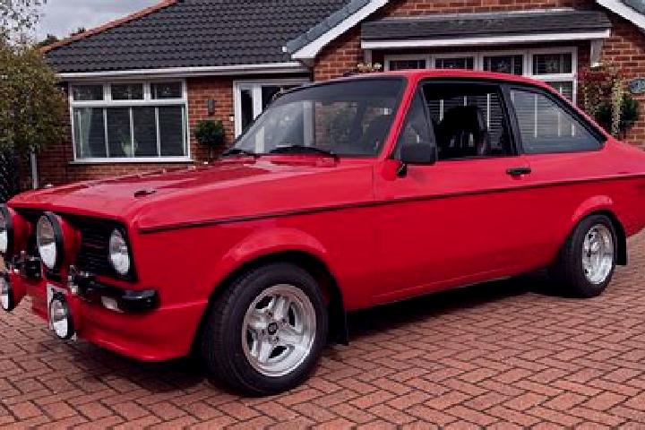 escort Birchip