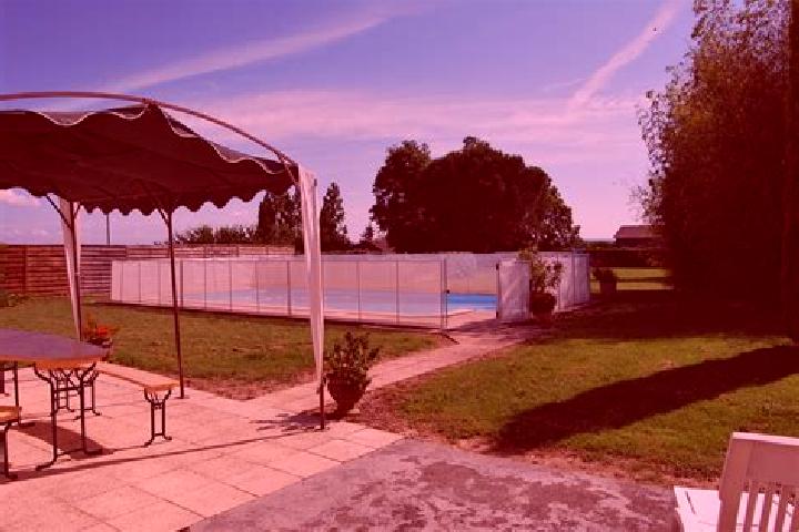 escort Blanquefort-sur-Briolance