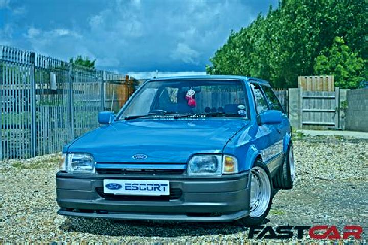 escort Blaru