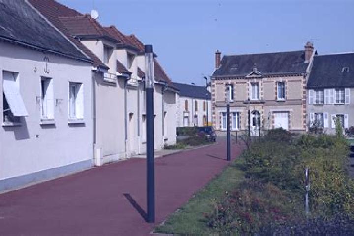 escort Boisville-la-Saint-Pere