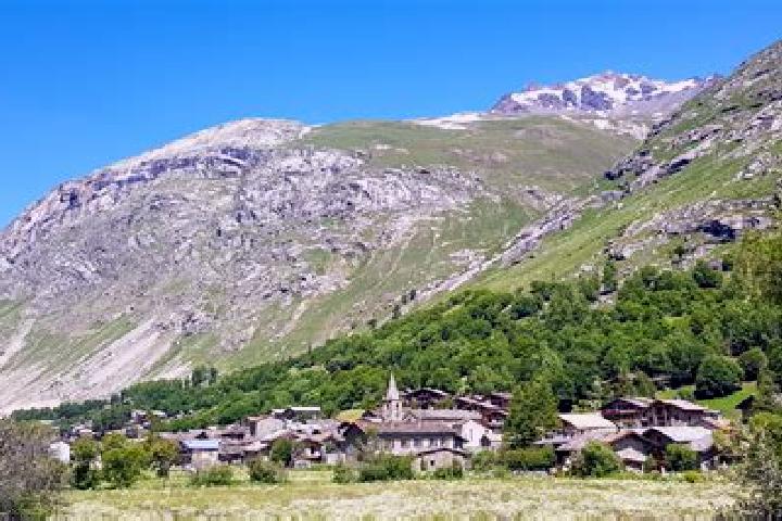 escort Bonneval