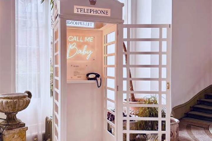 escort Booth