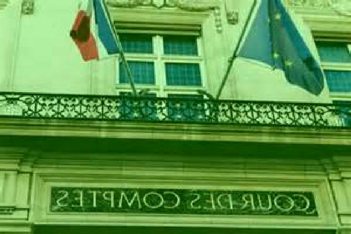 escort Bourg-des-Comptes