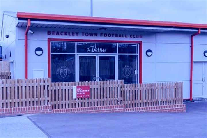 escort Brackley