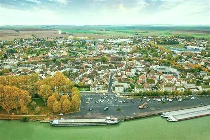 escort Bray-sur-Seine