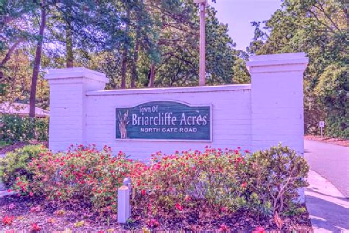 escort Briarcliffe Acres