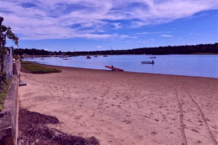 escort Briarwood Beach