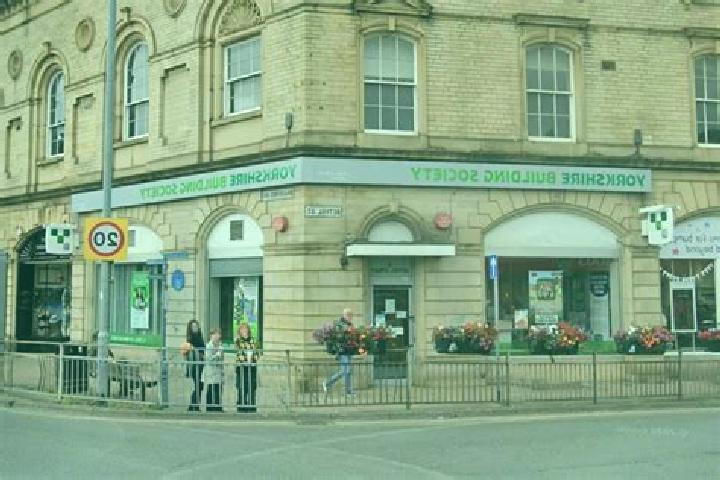 escort Brighouse-City Centre