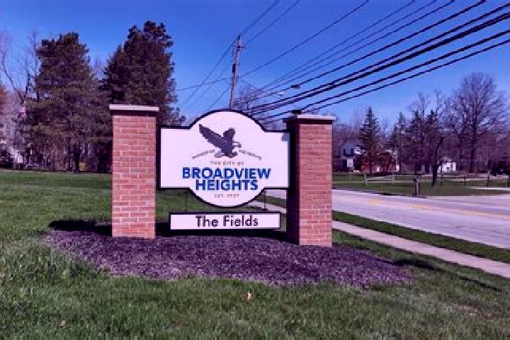 escort Broadview Heights