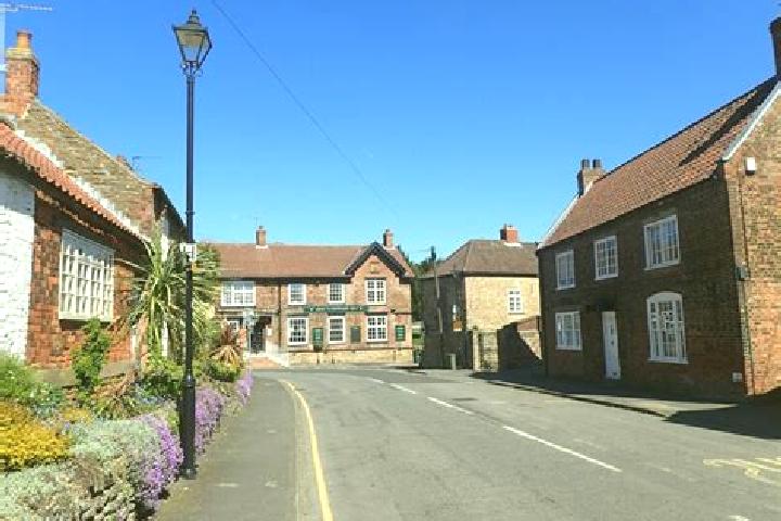 escort Burton upon Stather