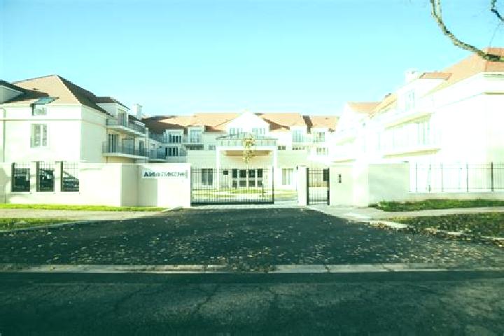 escort Bussy-Saint-Georges