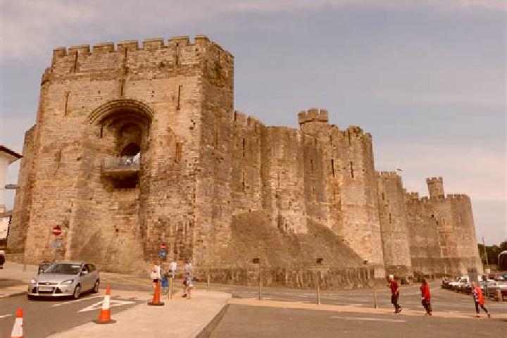 escort Caernarfon