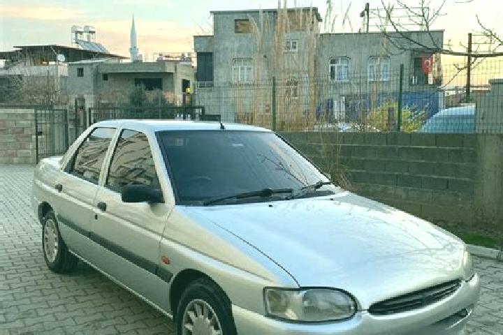 escort Caiuti-Sat