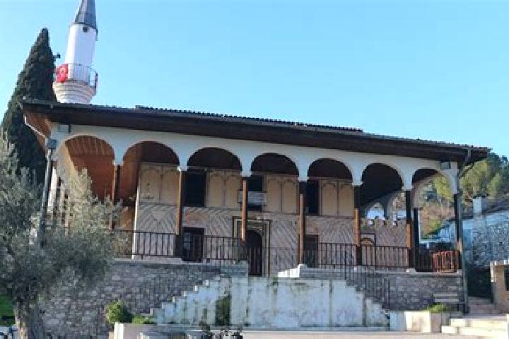 escort Cakirbeyli