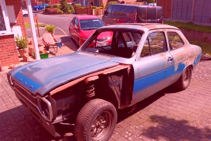 escort Cambernon