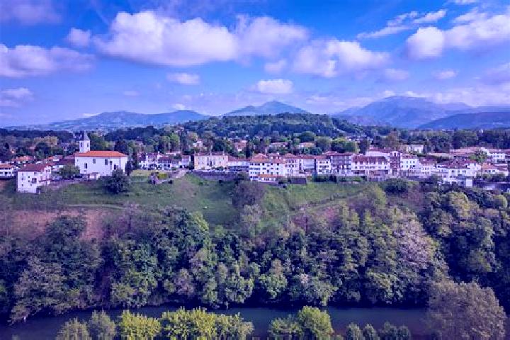 escort Cambo-les-Bains