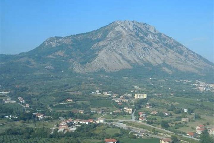 escort Campoli del Monte Taburno