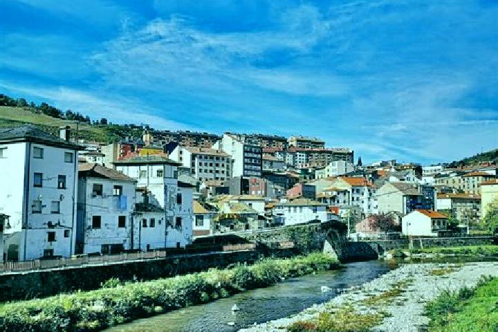escort Cangas del Narcea