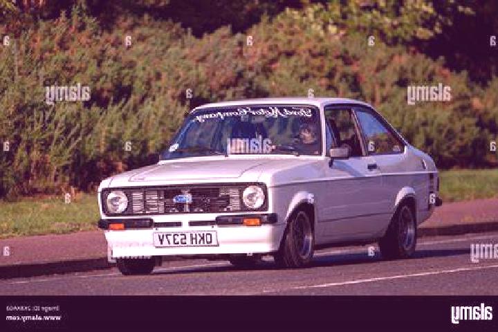 escort Carbon-Blanc