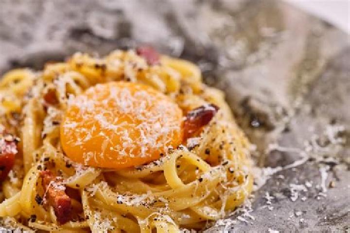 escort Carbonara al Ticino