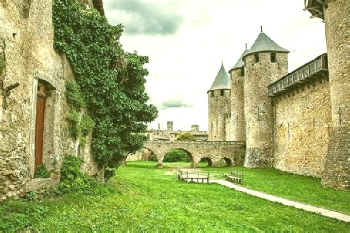 escort Carcassonne