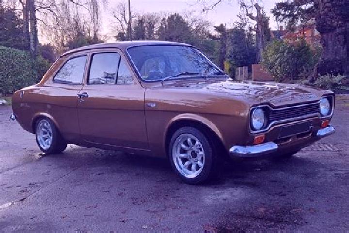 escort Carsoli