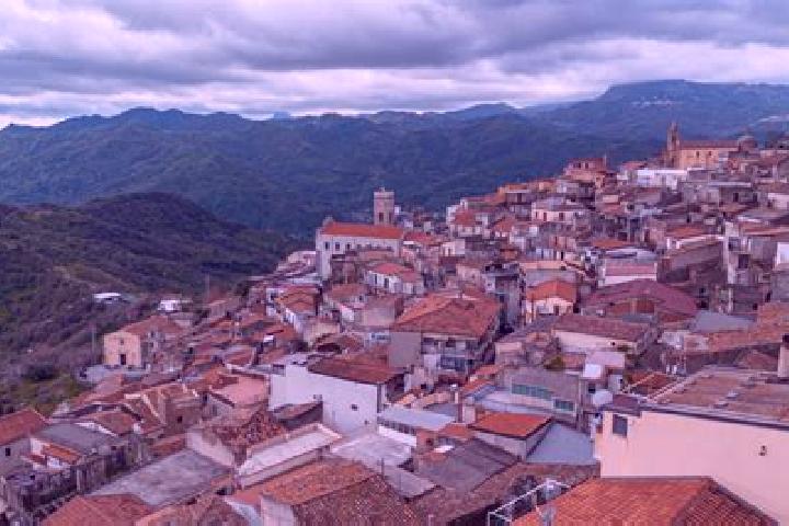 escort Casalvecchio Siculo