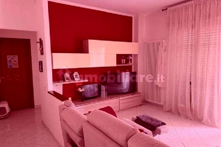 escort Casano-Dogana-Isola