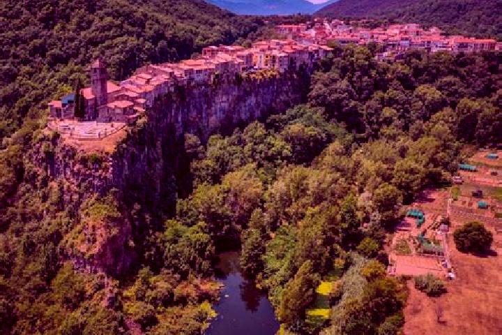 escort Castellfollit de la Roca