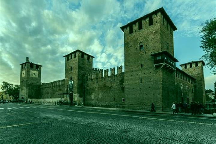 escort Castelvecchio
