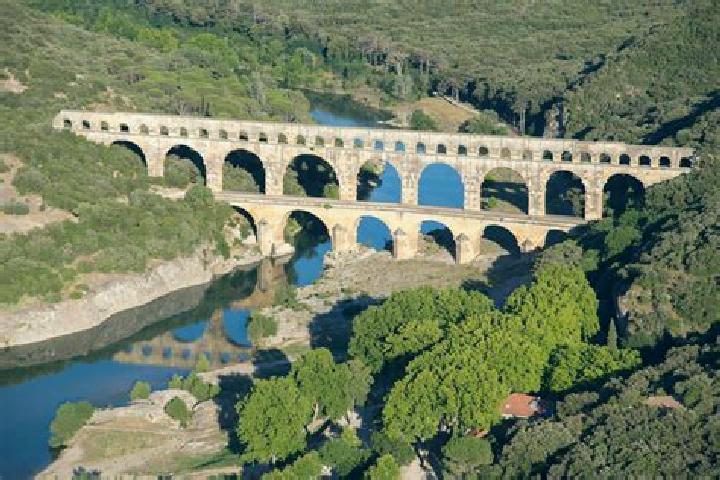 escort Castillon-du-Gard