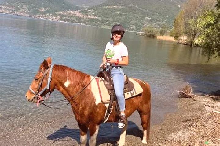 escort Castione Andevenno