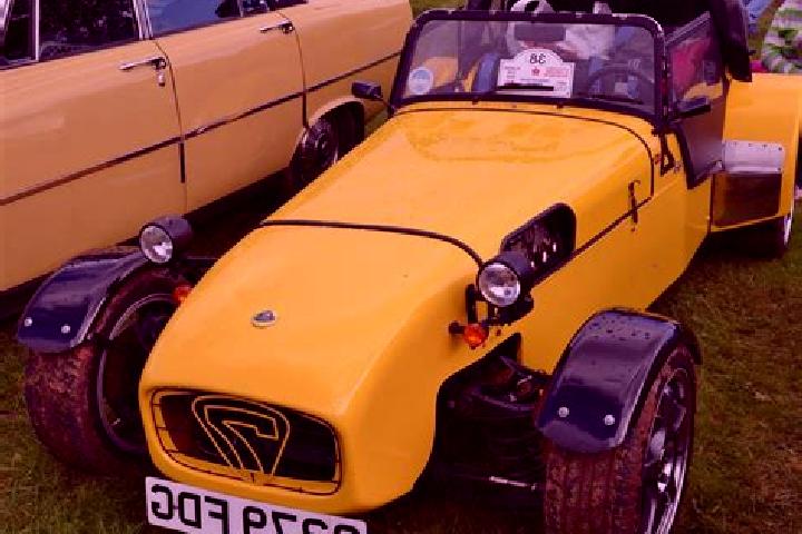escort Caterham