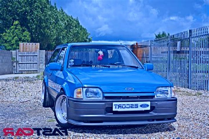 escort Caurel