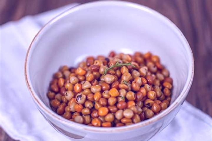 escort Cavora-Lenticchia