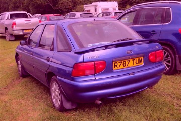 escort Champlost