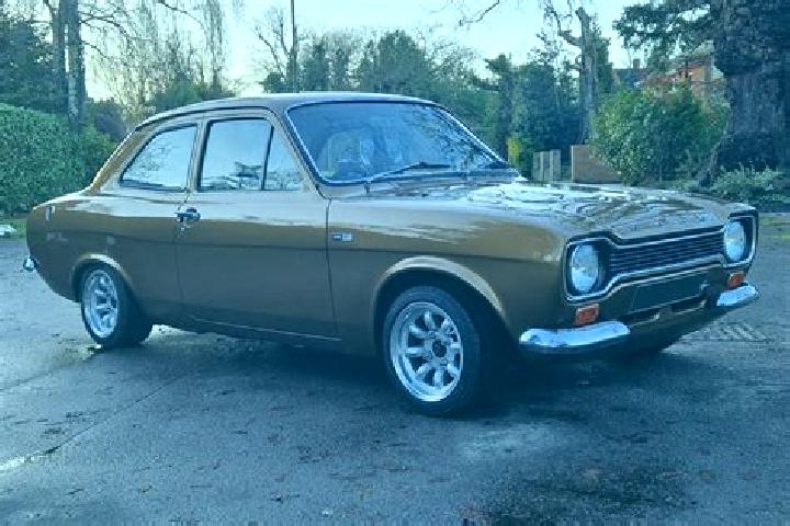escort Chateauneuf