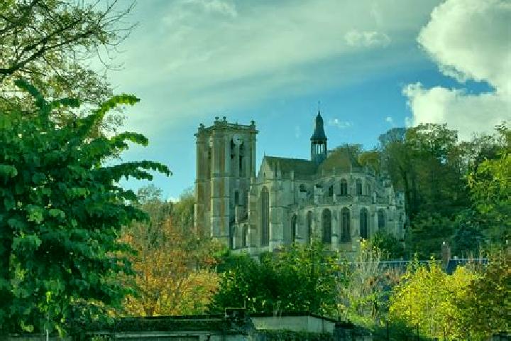escort Chaumont-en-Vexin