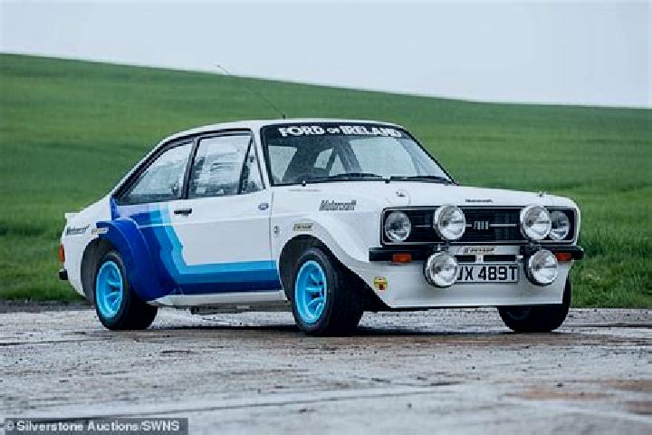 escort Chaurai