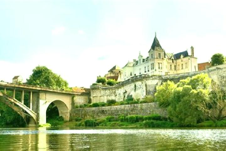 escort Chauvigny