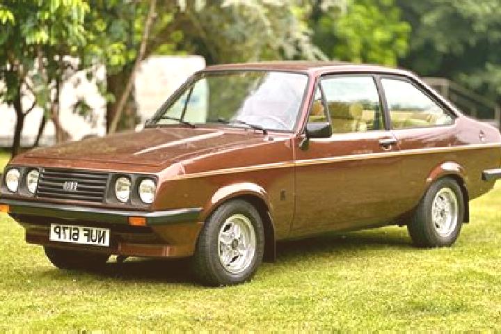 escort Chaze-Henry