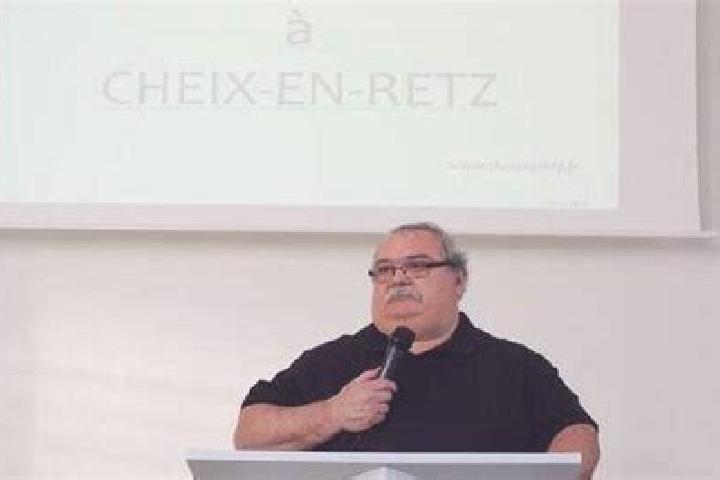 escort Cheix-en-Retz
