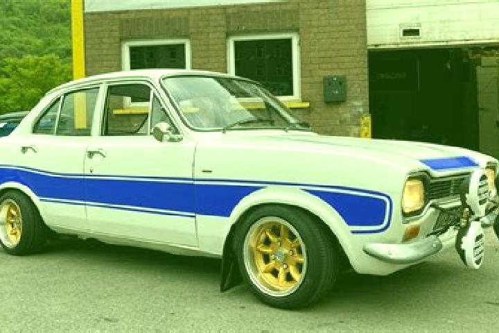 escort Chevrieres