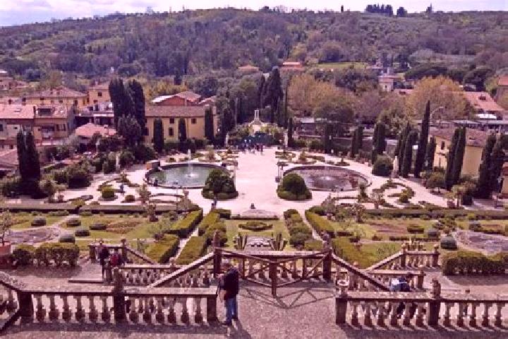 escort Chiesino-Collodi